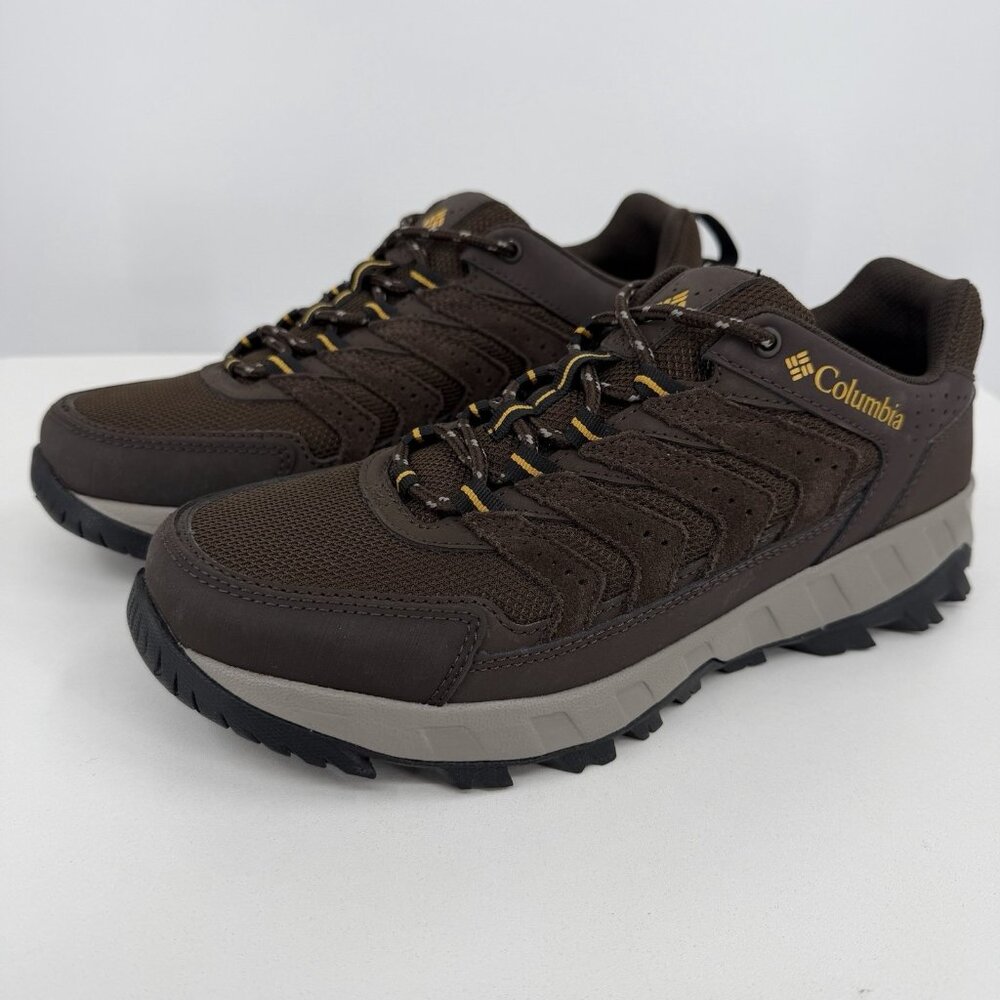 Columbia Men's Strata Trail Low Waterproof Hiking Shoes size 9 Cordovan YM4686